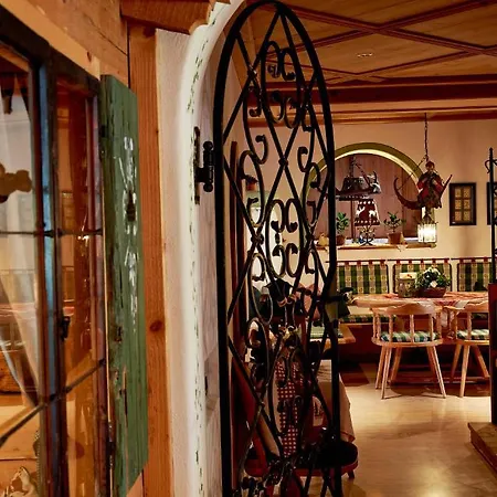 Gramai Alm Alpengenuss & فندق