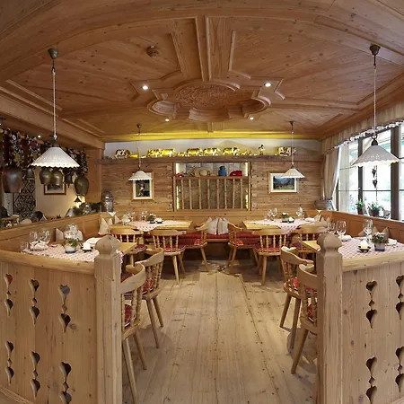 Gramai Alm Alpengenuss & 4*