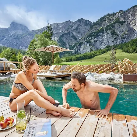 Gramai Alm Alpengenuss & بيرتيساو