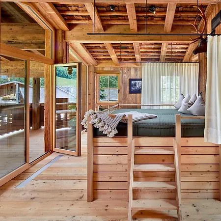 Gramai Alm Alpengenuss & 4* بيرتيساو