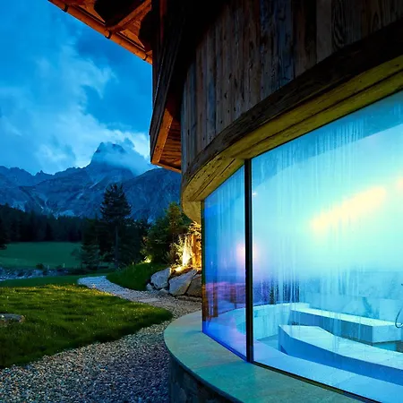 Gramai Alm Alpengenuss & Hotel 4*