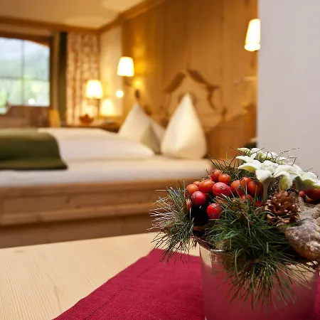 Gramai Alm Alpengenuss & 4*