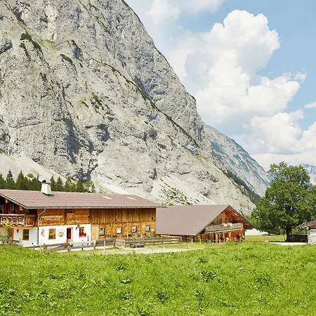 Gramai Alm Alpengenuss & Natur Spa Hotel Pertisau