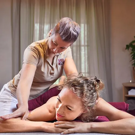 Gramai Alm Alpengenuss & Natur Spa 4*