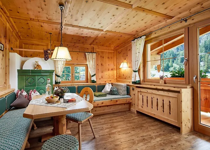 Gramai Alm Alpengenuss & Hotel 4*